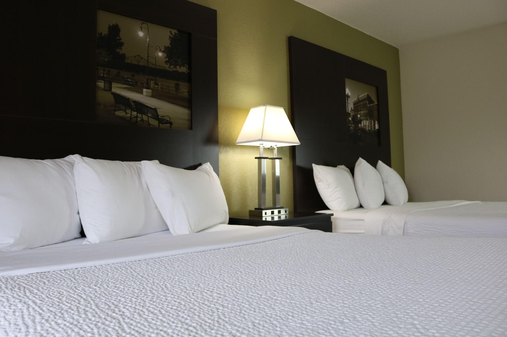 Hotel Super 8 By Wyndham La Crosse Exterior foto